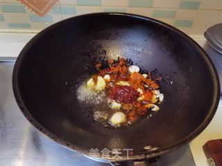 麻辣水煮肥牛金针菇的做法步骤：5
