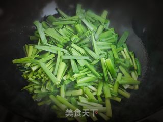 韭菜炒鸡蛋的做法步骤：5