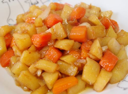 土豆炖胡萝卜