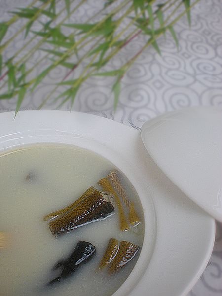 夏季进补汤—白汁黄鳝