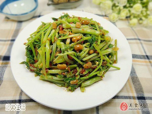 豆豉拌水芹菜 春天是吃野菜的好季节 豆豉拌水芹菜 日志 美食天下