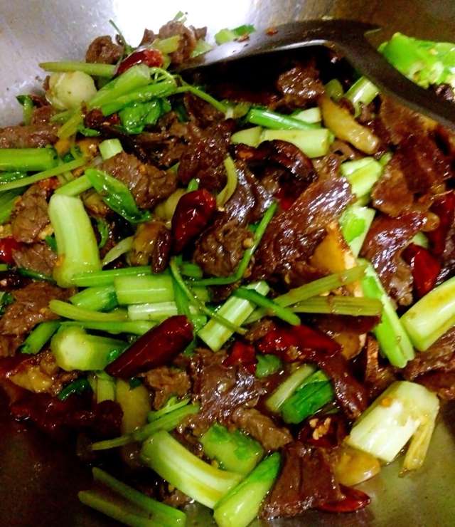 干锅青菜牛肉图片