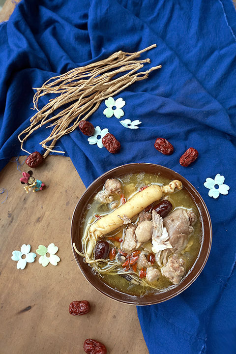 食 色汤羹 人参炖鸡汤 人参炖鸡汤 食 色的日志 美食天下