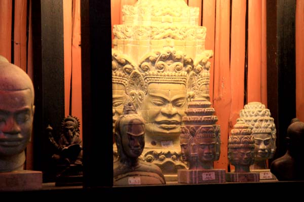 柬埔寨吴哥窟之旅游圣地-----来自吴哥窟的礼物