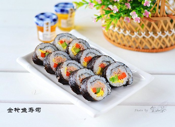 换个口味吃紫菜包饭——金枪鱼寿司