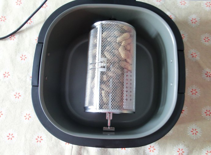 创迪HD15第三代智能空气炸锅试用－－烤黑花生