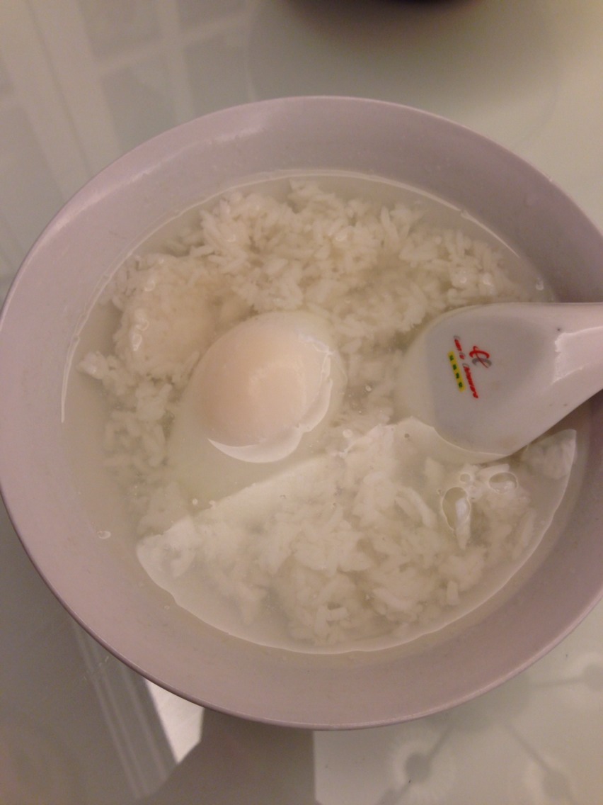 米酒煮荷包蛋图片