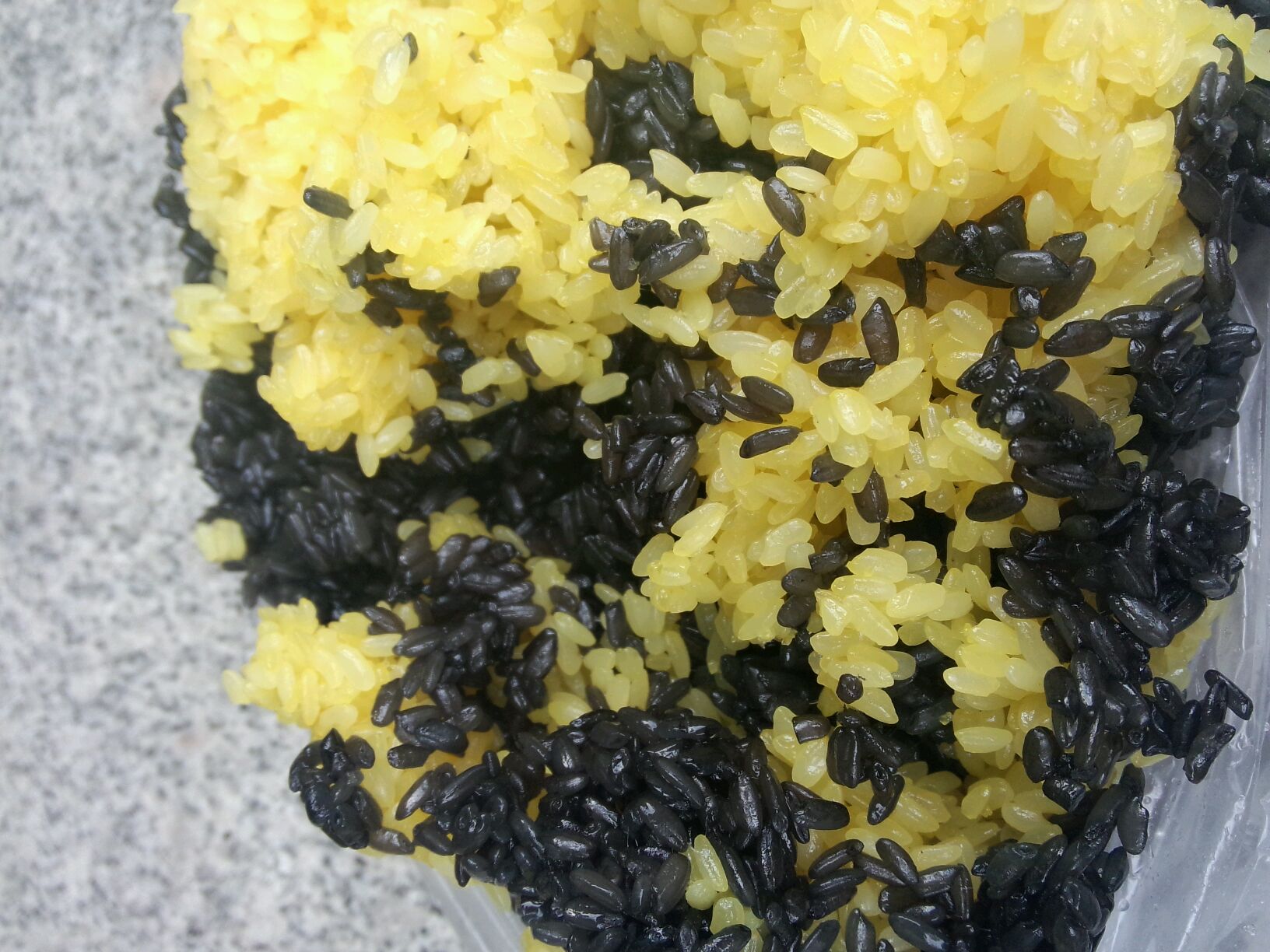 贵州四月八花糯米饭图片