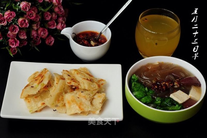 我们大安阳最经典的早餐小吃:扁粉菜配油饼[愉快,再来一_美食天下