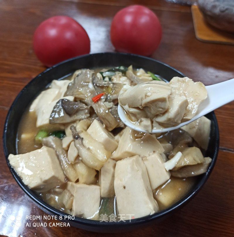 午餐平菇燒豆腐鮮美