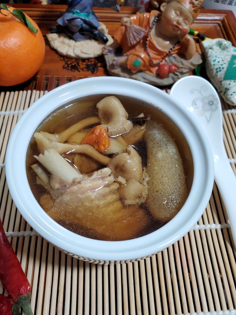菌菇煲鸭子汤