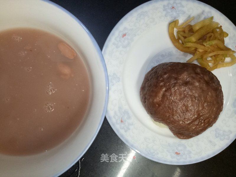 早餐八寶粥饅頭小鹹菜