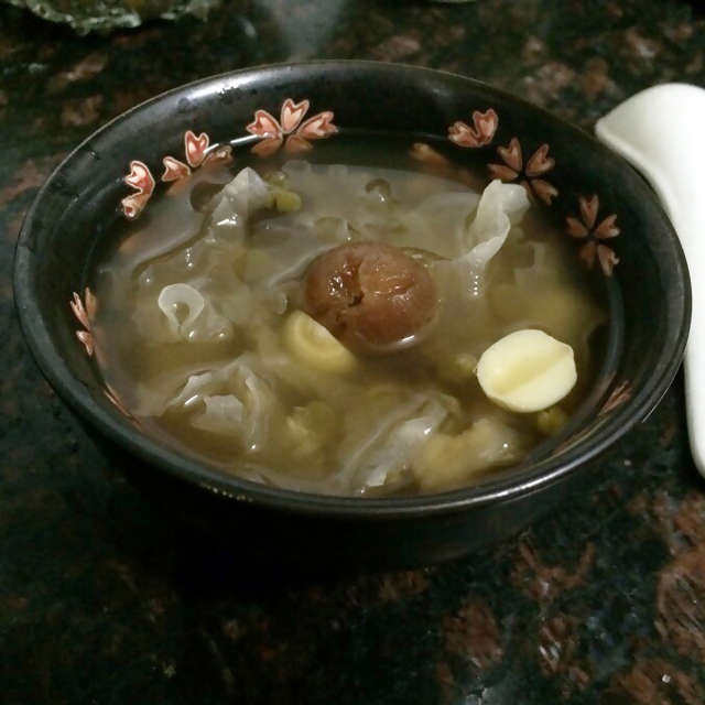 莲子百合汤-清汤版
