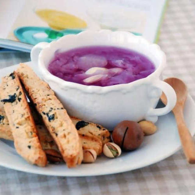 香甜紫薯银耳雪梨羹----四季都不会被遗忘的养生美肤饮品
