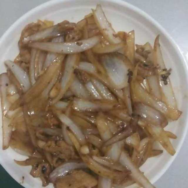 洋葱小炒肉