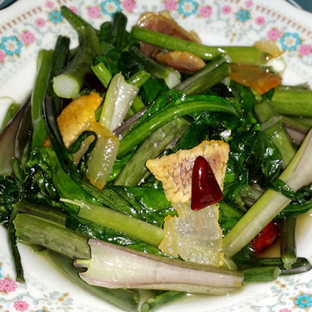 腊肉炒油菜