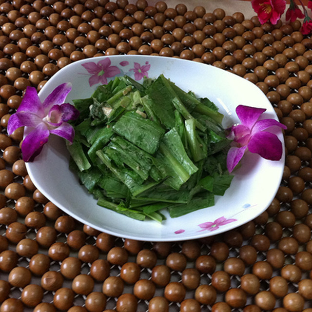 芝麻酱拌油麦菜