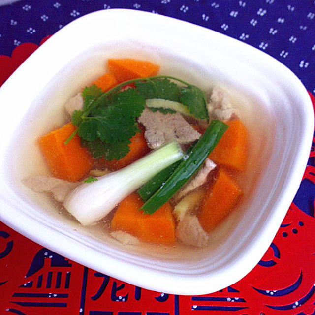 红萝卜猪肝汤