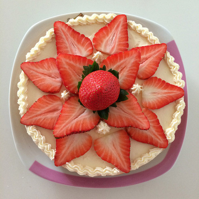 草莓蛋糕（电饭锅版）