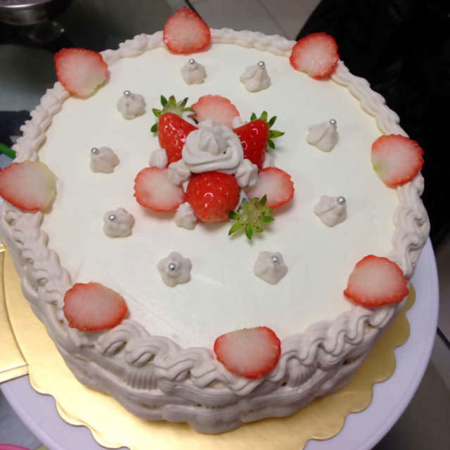 草莓园裱花蛋糕