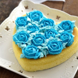 【番茄配方】蓝色妖姬芝士蛋糕——情人节花与蛋糕缺一不可