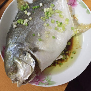 清蒸鯧魚的做法大全