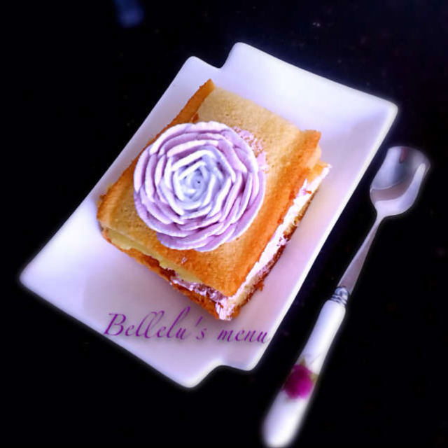 奶油玫瑰花小方蛋糕
