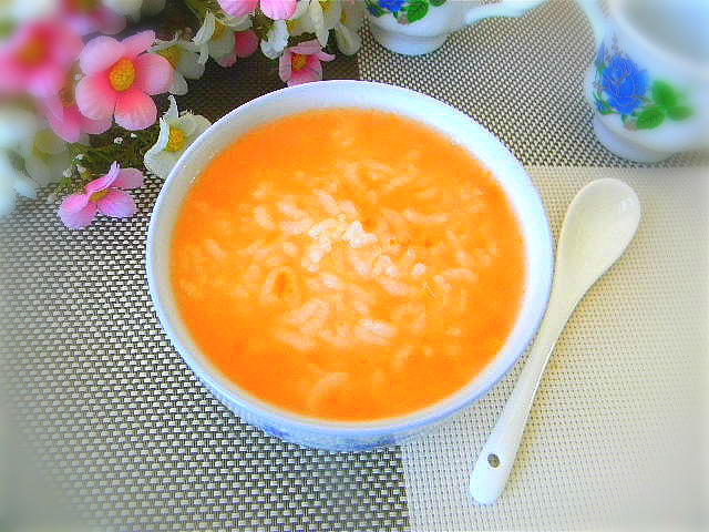 胡萝卜大米粥