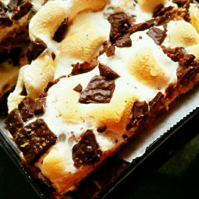 S‘MORE BAR