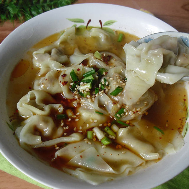 酸辣馄饨