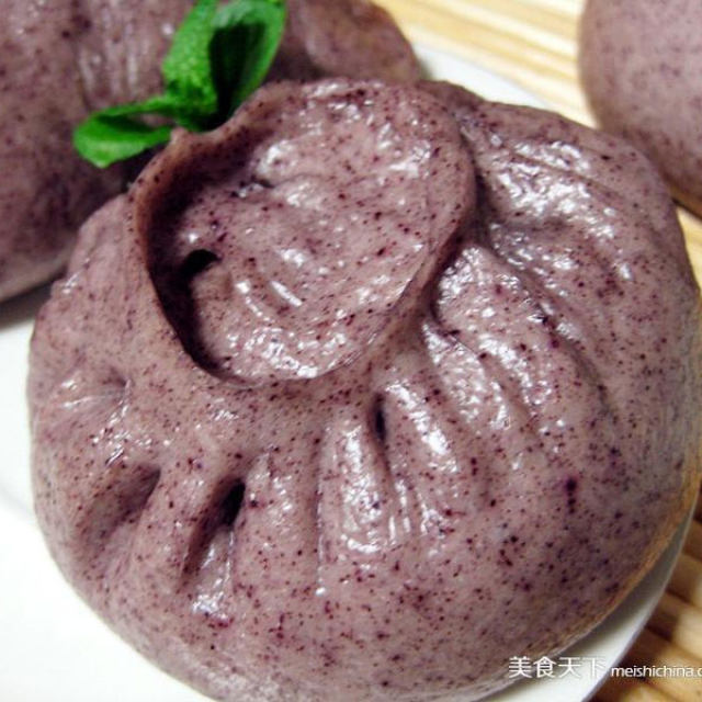 紫米青椒肉丁包子