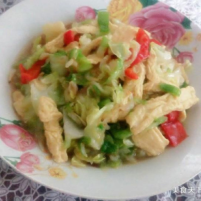 圆白菜虾米炒豆泡