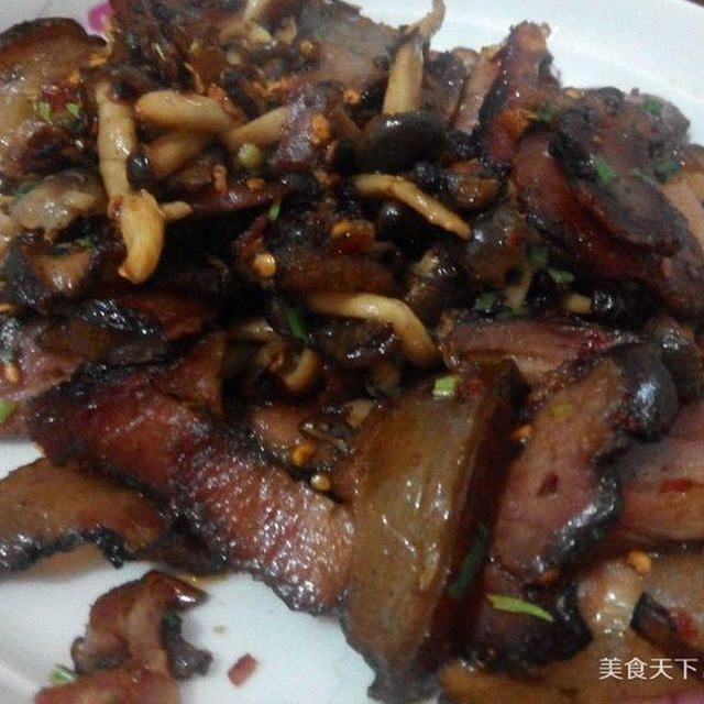 茶树菇炒腊肉