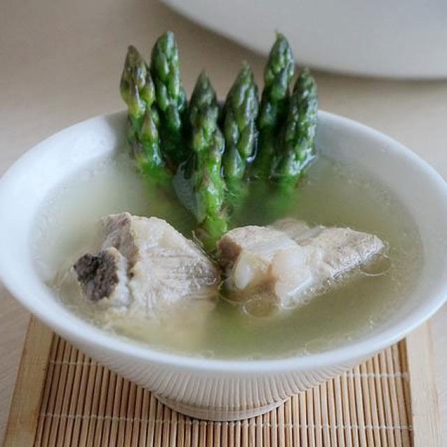 芦笋排骨汤