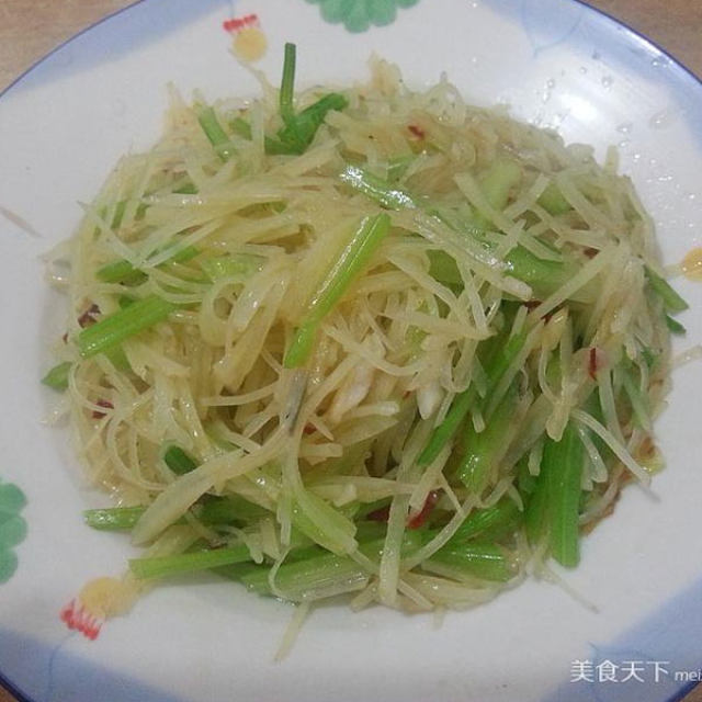 芹菜炒土豆丝