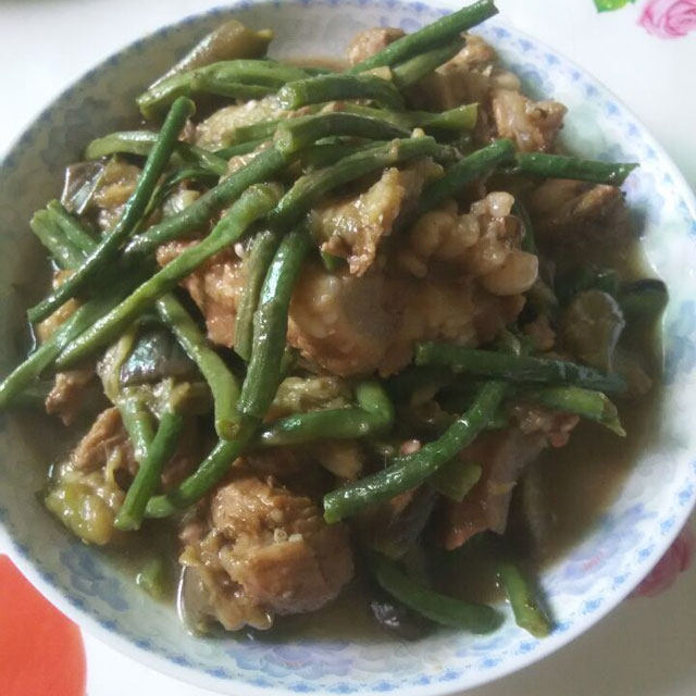 长豆角茄子炖肉