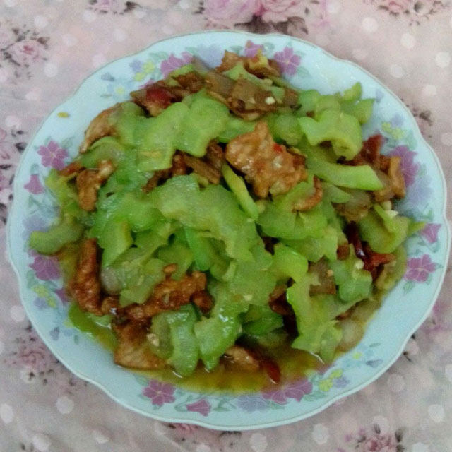 苦瓜炒肉