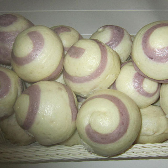 紫薯螺旋“豆沙包”