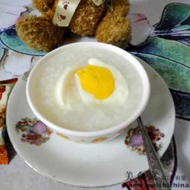 宝宝辅食-----营养蛋黄米汤