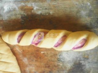 紫薯花卷面包的做法步骤：9