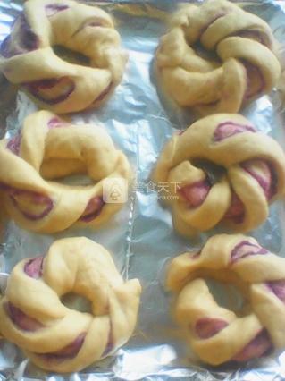 紫薯花卷面包的做法步骤：12
