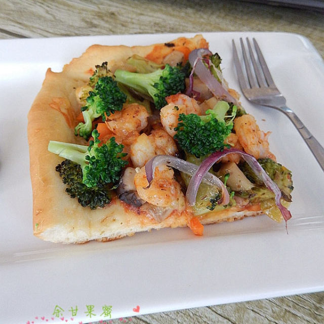 蔬菜虾仁披萨