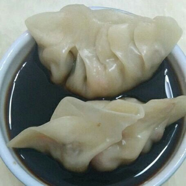 饺子（胡萝卜香菇馅）