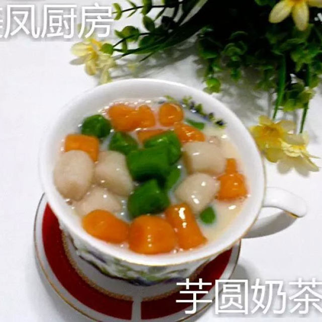红萝卜汁和菠菜汁芋圆