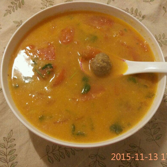 西红柿牛丸汤