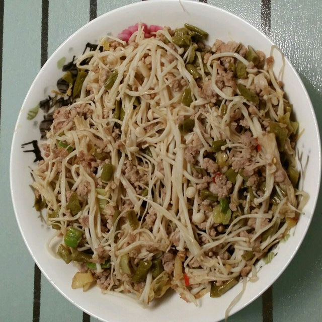 脆豇豆金针肉沫