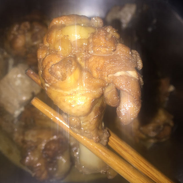 翅根炖豆腐