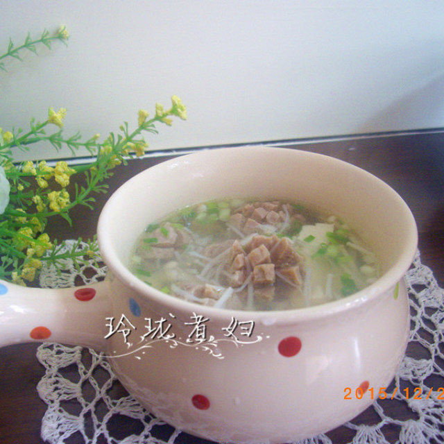 牛肉丸金针菇汤