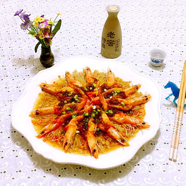 蒜蓉海虾蒸金针菇