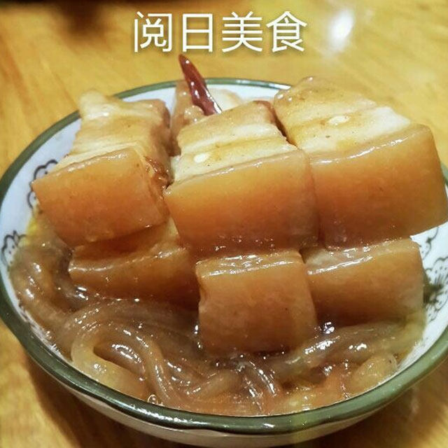 砂锅红焖肉粉条